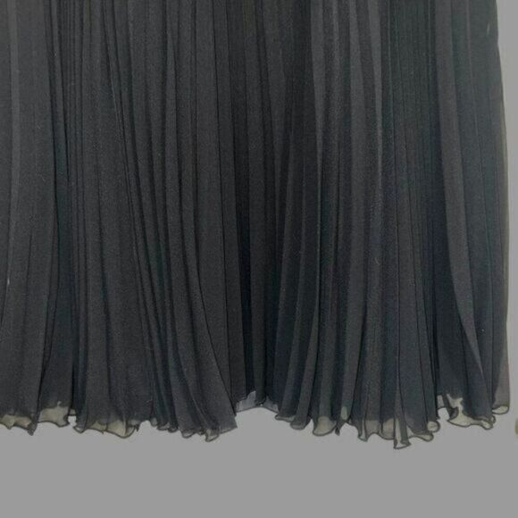 WHITE HOUSE BLACK MARKET Black Accordion Pleated Lined Skirt NWT $88 Size 8 - Picture 5 of 7